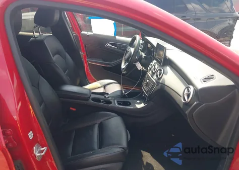 2016 Mercedes-Benz Gla 250 250 z USA, uszkodzony, nr VIN WDCTG4EB3GJ251538